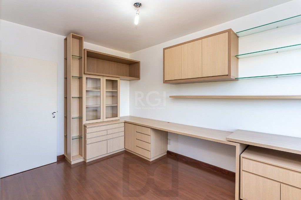 Apartamento no bairro Higienópolis com 190m² de 3 dormitórios e 2 vagas — foto 22