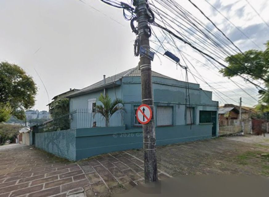 Casa no bairro Santo Antônio em terreno com 280m² de 4 dormitórios e 4 vagas — foto 2