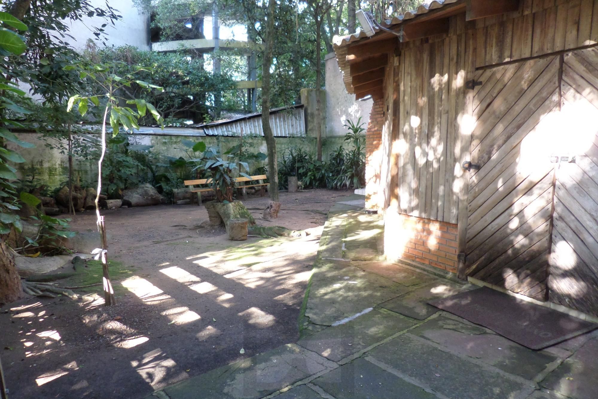 Apartamento no Centro de 2 dormitórios dependência DESOCUPADO — foto 49