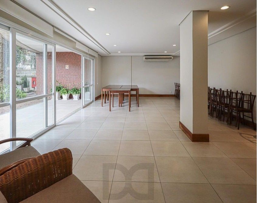 Apartamento no bairro Higienópolis de 2 dormitórios e 2 vagas — foto 30