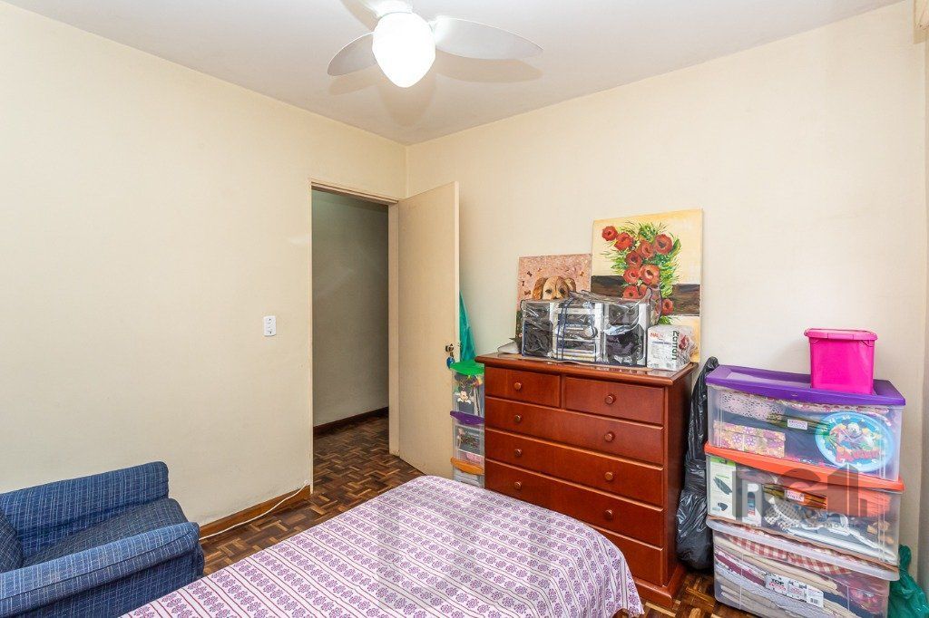 Apartamento de  2 dormitórios no Petrópolis térreo — foto 8