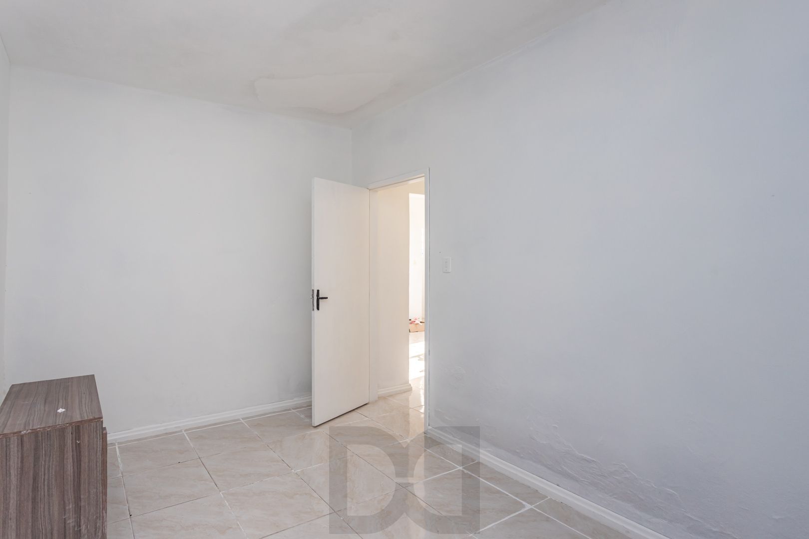 Apartamento no bairro Teresópolis de 2 dormitórios térreo com pátio — foto 7
