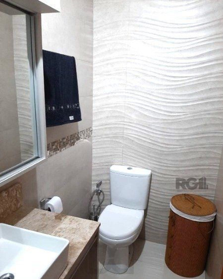Sobrado triplex no Partenon de 3 dormitórios e 2 vagas — foto 9