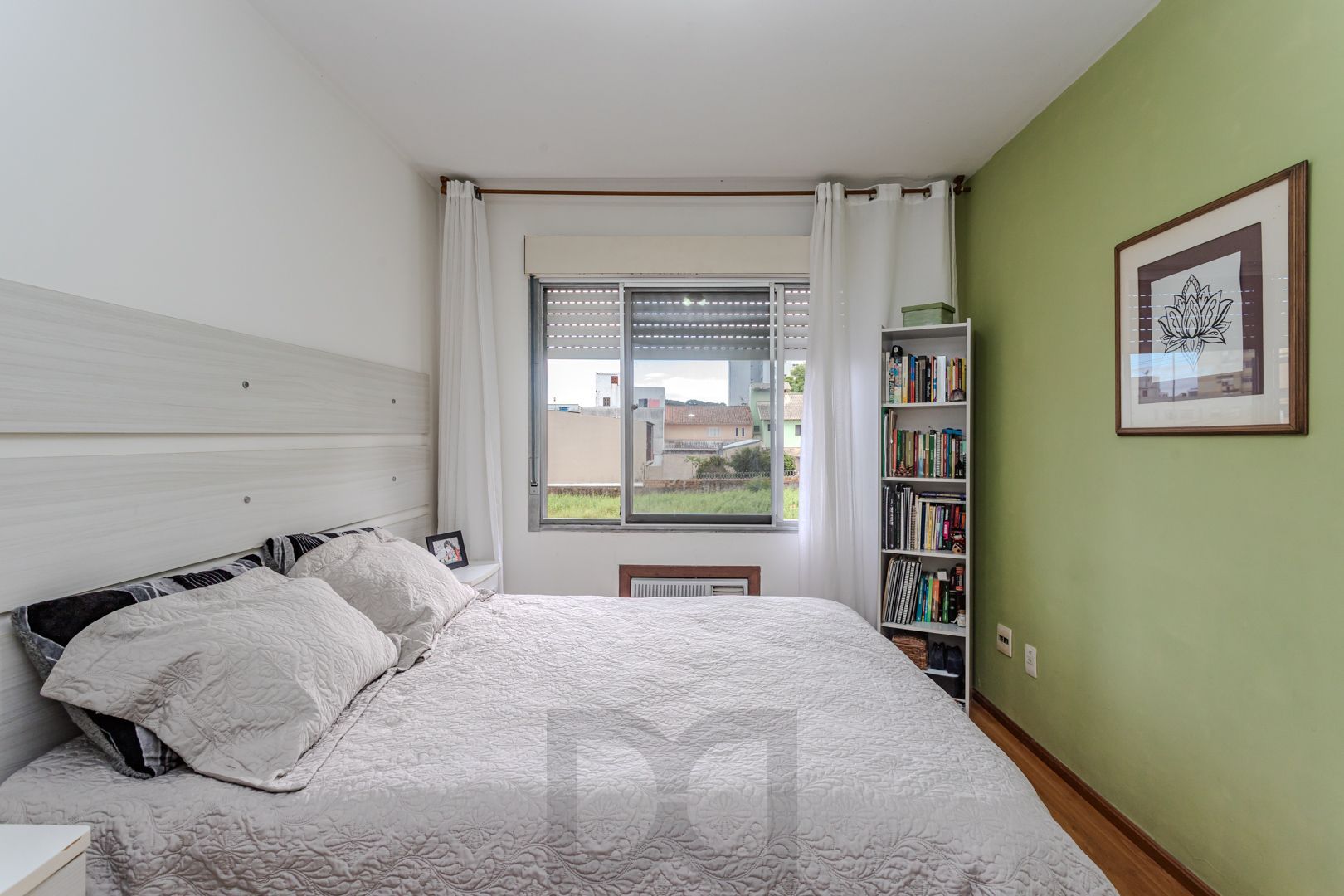 Apartamento de 2 dormitórios no bairro Cristal — foto 8