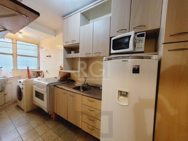 Apartamento no Petrópolis de 1 dormitório — foto 10