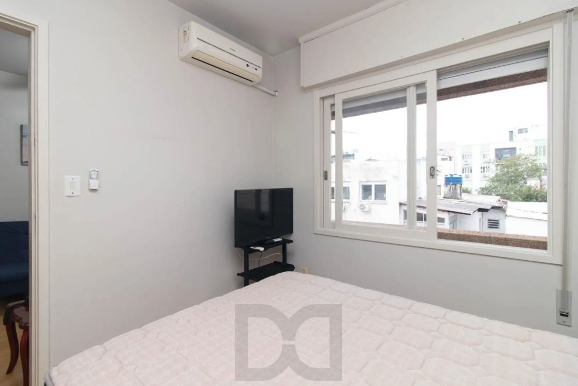Apartamento na Cidade Baixa de 1 dormitório mobiliado e com vaga DESOCUPADO — foto 7
