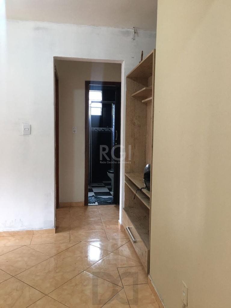 Apartamento 01 dormitório, no bairro Rubem Berta, em Porto Alegre - RS. — foto 9