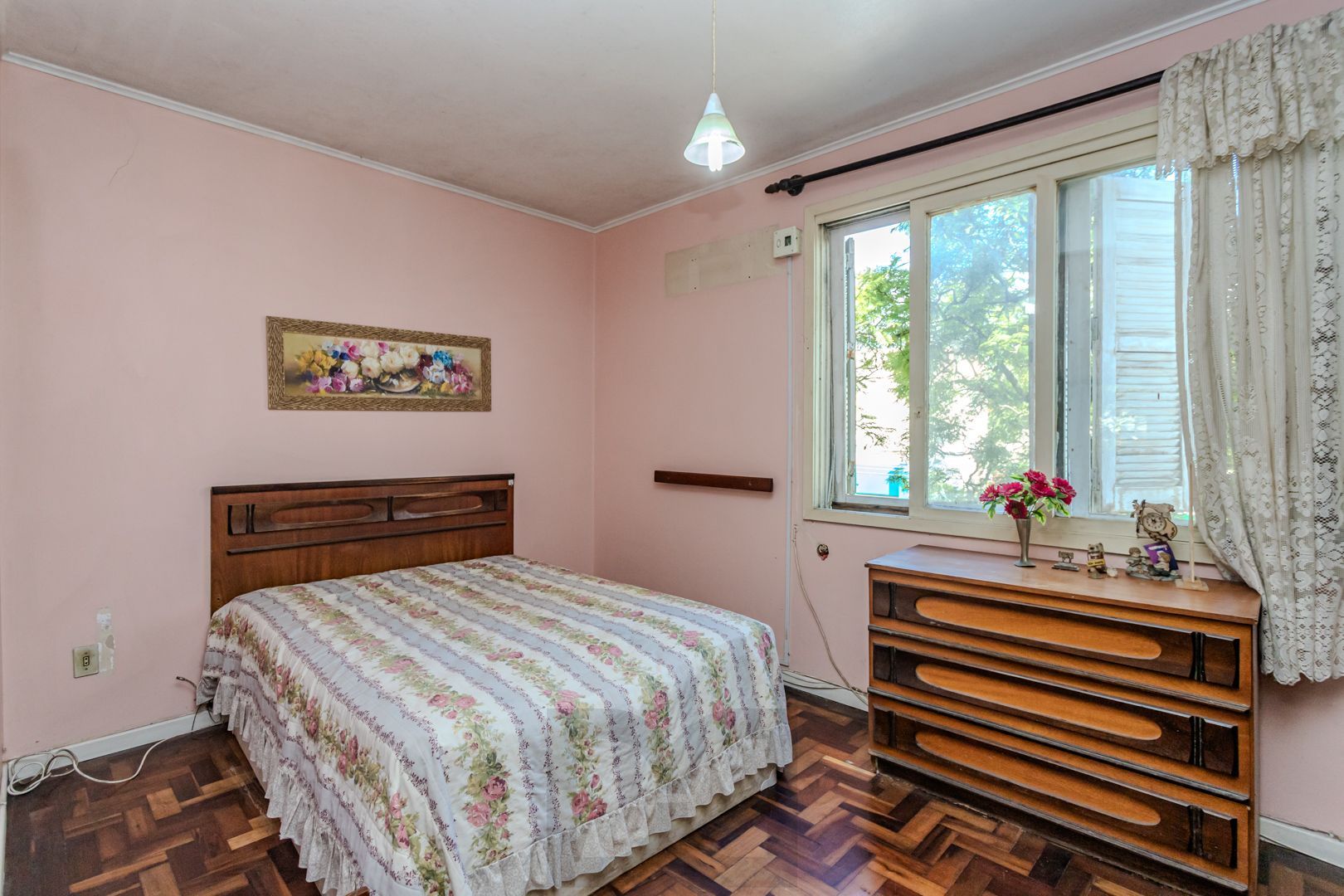 amplo apto 03 dor. de frente,  piso em parquet, , peças amplas , localizado junto a AV. CRISTOVÃO COLOMBO no Moinhos de Vento — foto 16