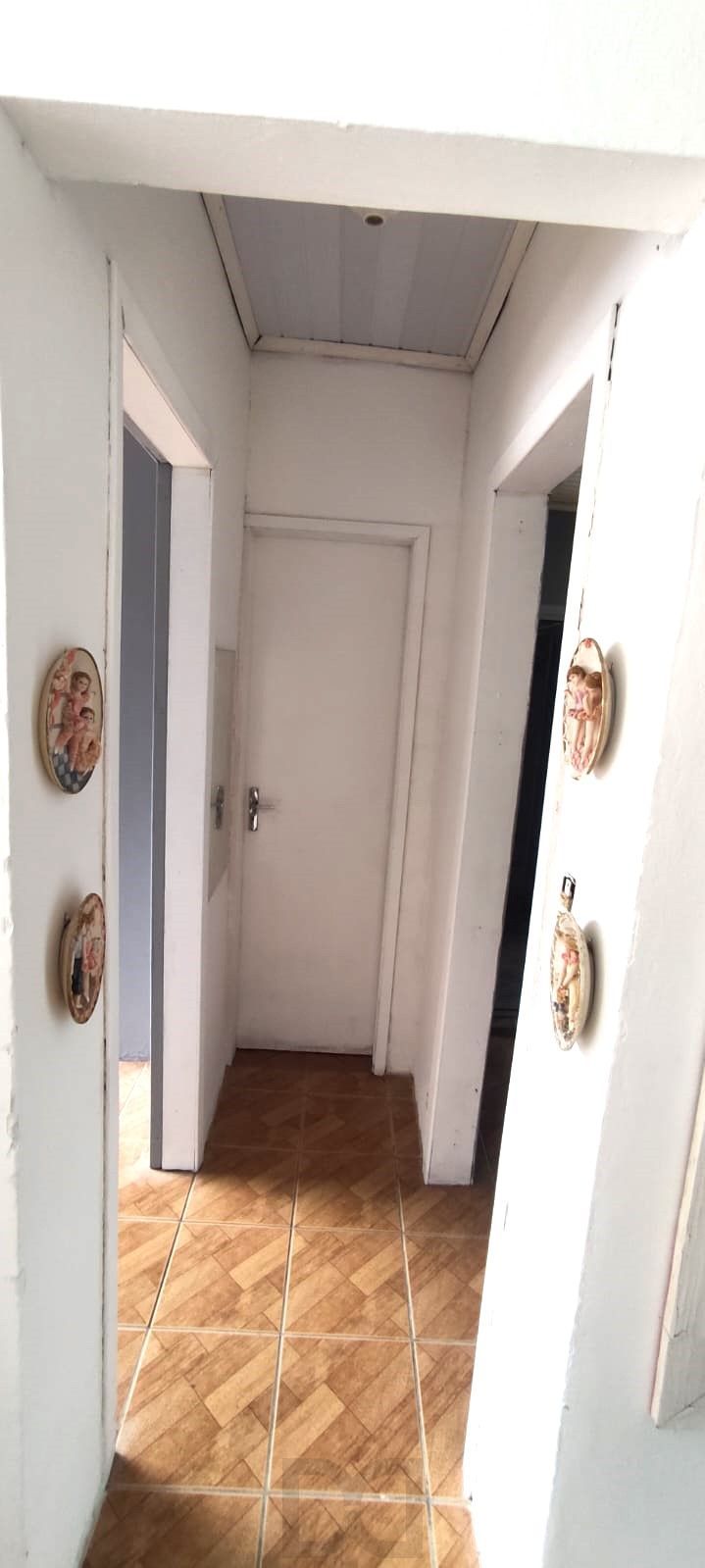 Casa no Sarandi de 2 dormitórios e pátio com piscina — foto 13