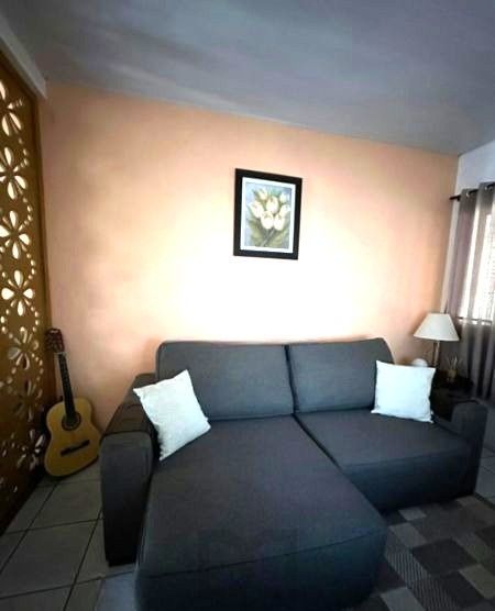 Casa no bairro Hípica de 2 dormitórios e vaga — foto 2