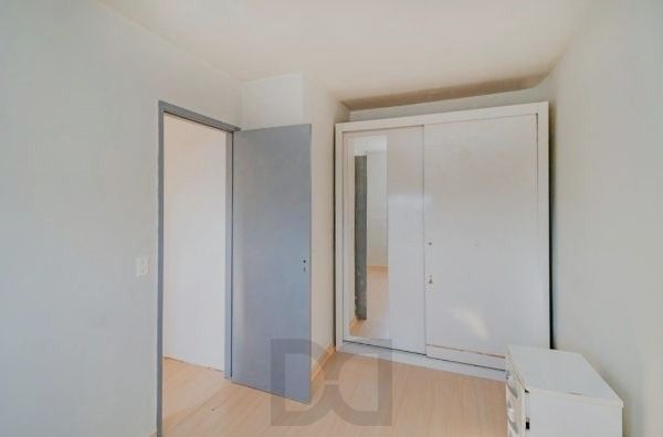 Apartamento de 2 dormitórios vaga e infra DESOCUPADO — foto 5