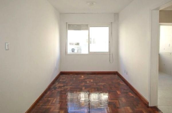 Apartamento no Jardim Leopoldina de 2 dormitórios reformado DESOCUPADO — foto 5