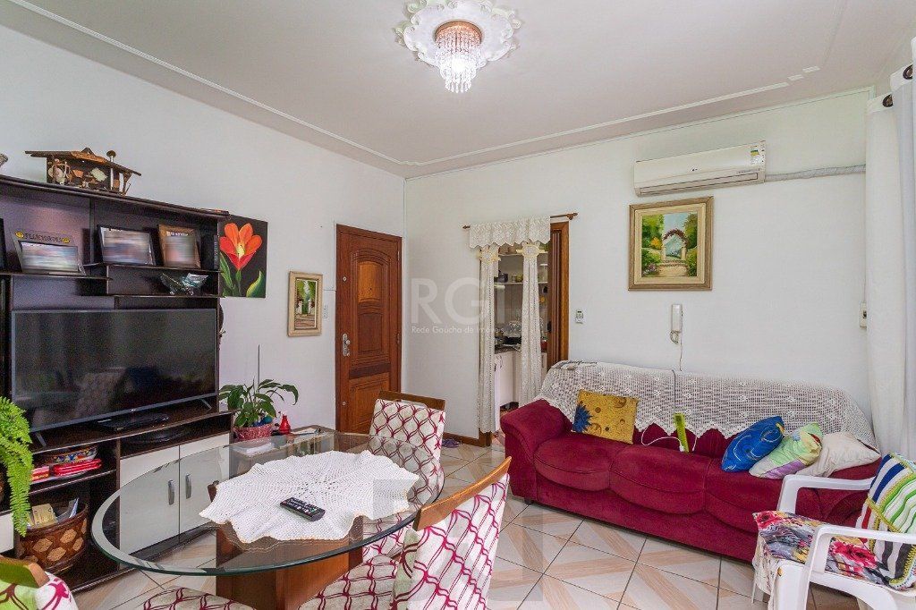 Apartamento de 2 dormitórios no Menino Deus — foto 1