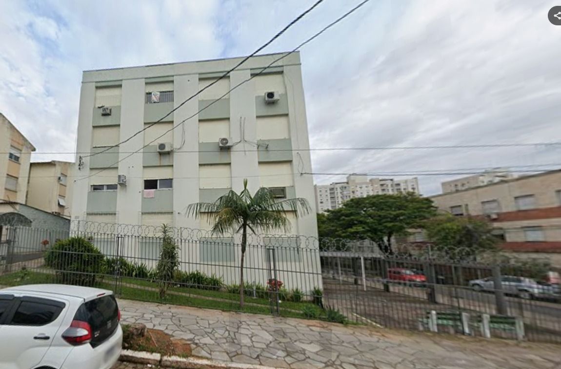 Apartamento Garden - Térreo com Pátio no bairro São Sebastião de 2 dormitórios — foto 1