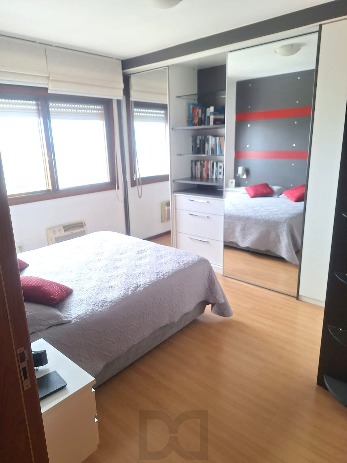 Apartamento no bairro Vila Ipiranga de 2 dormitórios e vaga — foto 7