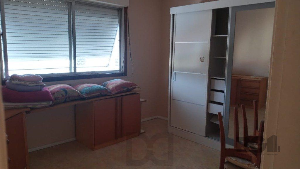 Apartamento de 2 dormitórios no Partenon DESOCUPADO — foto 9
