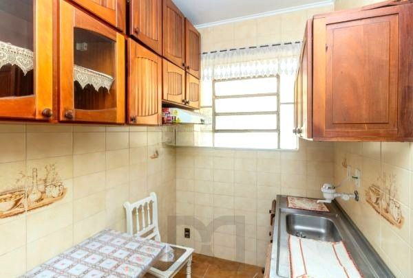 Apartamento de 2 dormitórios no Menino Deus DESOCUPADO — foto 15