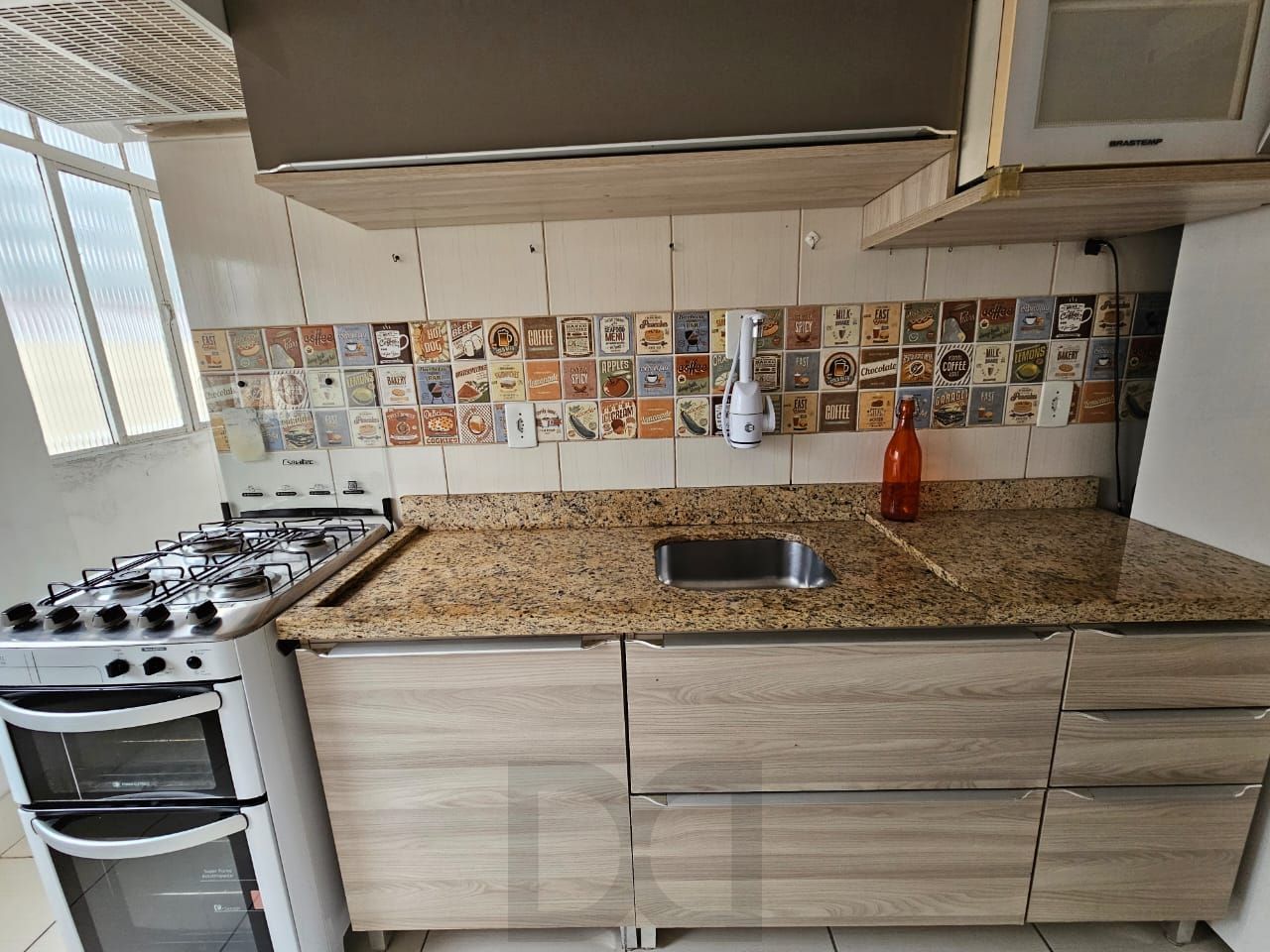 Apartamento no Partenon de 1 dormitório mobiliado DESOCUPADO — foto 15
