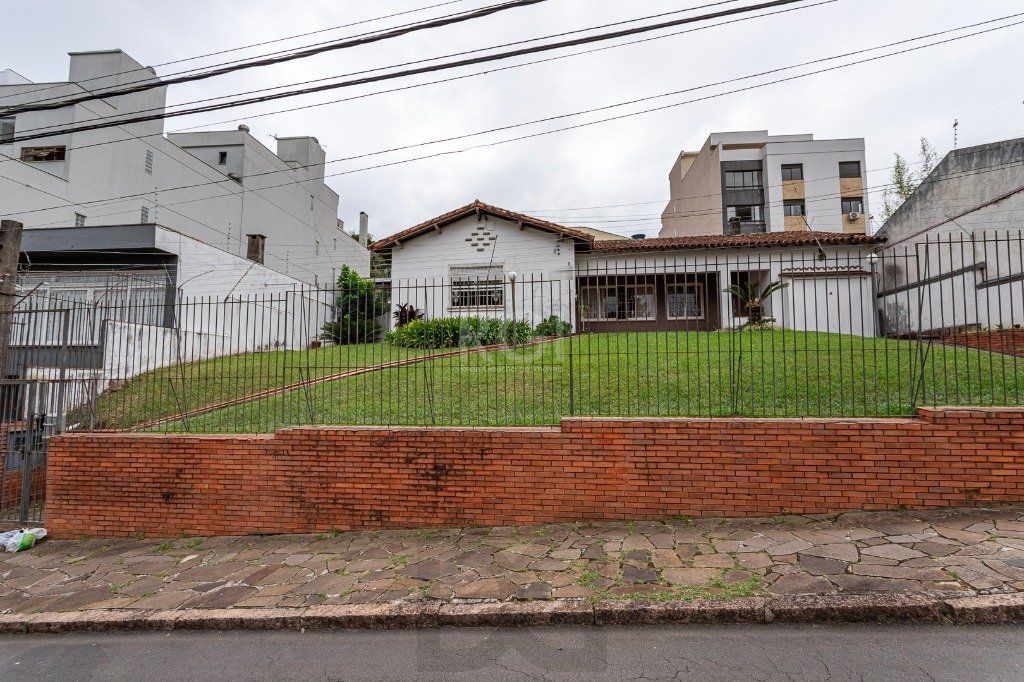 Casa no bairro Petrópolis de 3 dormitórios — foto 40