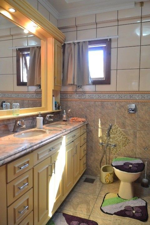 Casa Comercial e Residencial com 518m² (4 quartos / 5 banheiros / 3 vagas garagem) no Bairro Partenon localizada à meia quadra da Av. Bento Gonçalves. — foto 9