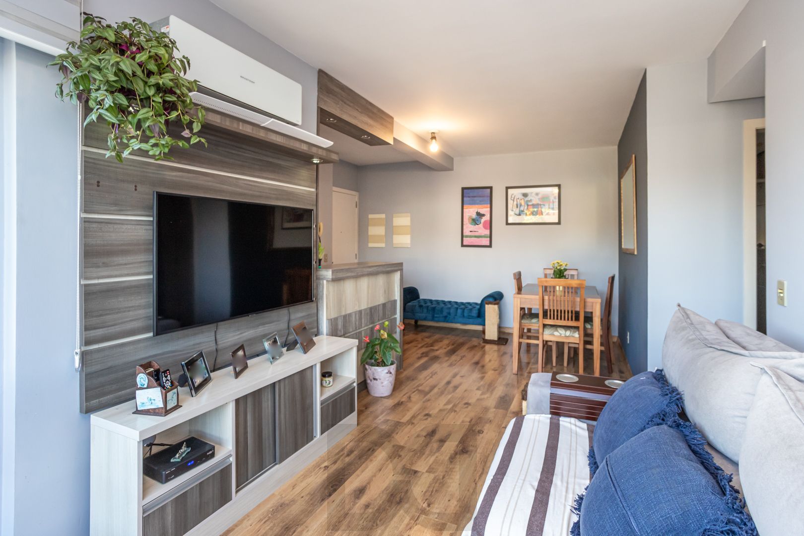 Apartamento no Cristal de 3 dormitórios , 2 vagas e infra — foto 2