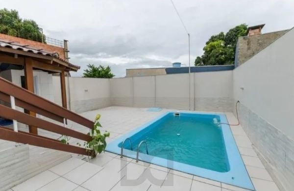 Casa / sobrado no bairro Jardim Itu de 3 dormitórios e pátio com piscina — foto 39