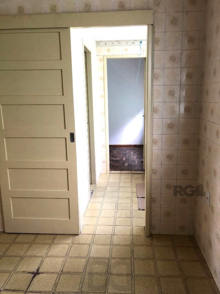Apartamento no Passo D'areia de 2 dormitórios e vaga desocupado — foto 13