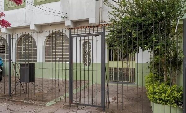 Apartamento de 1 dormitório no bairro Floresta — foto 9