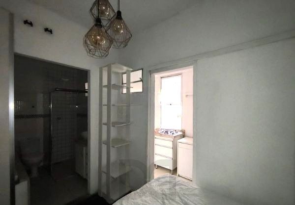 Apartamento no Centro de 1 dormitório DESOCUPADO — foto 7