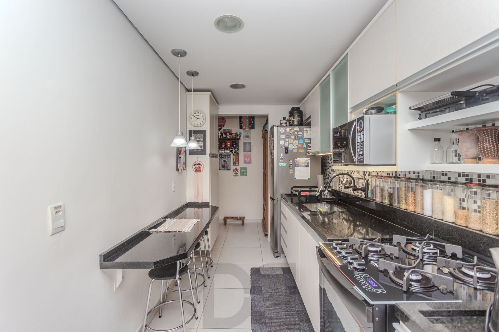 Apartamento diferenciado no bairro Nonoai de 3 dormitórios 2 vagas e infra — foto 25