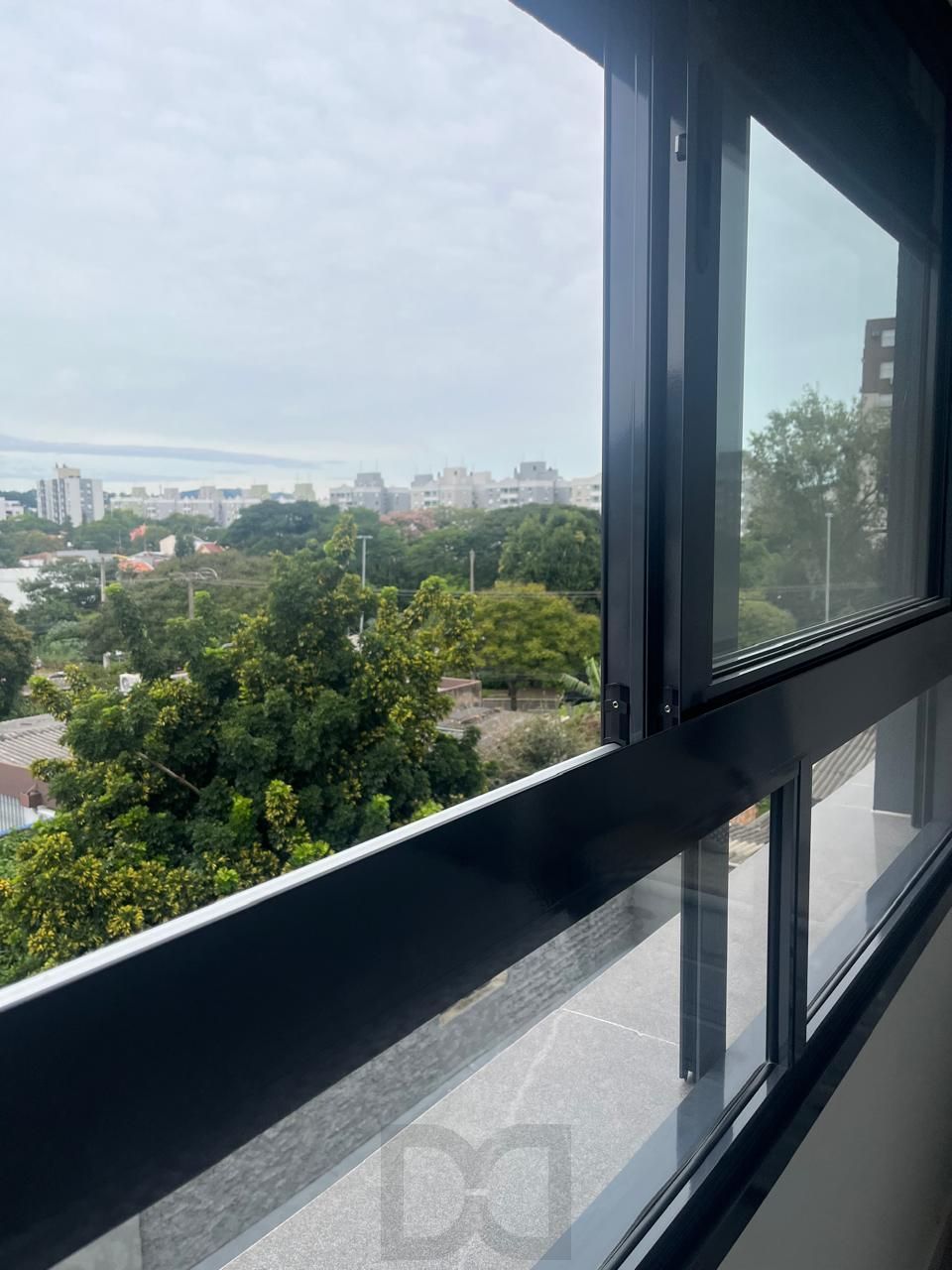 Apartamento no bairro Cristal de 2 dormitórios e vaga MOBILIADO — foto 13