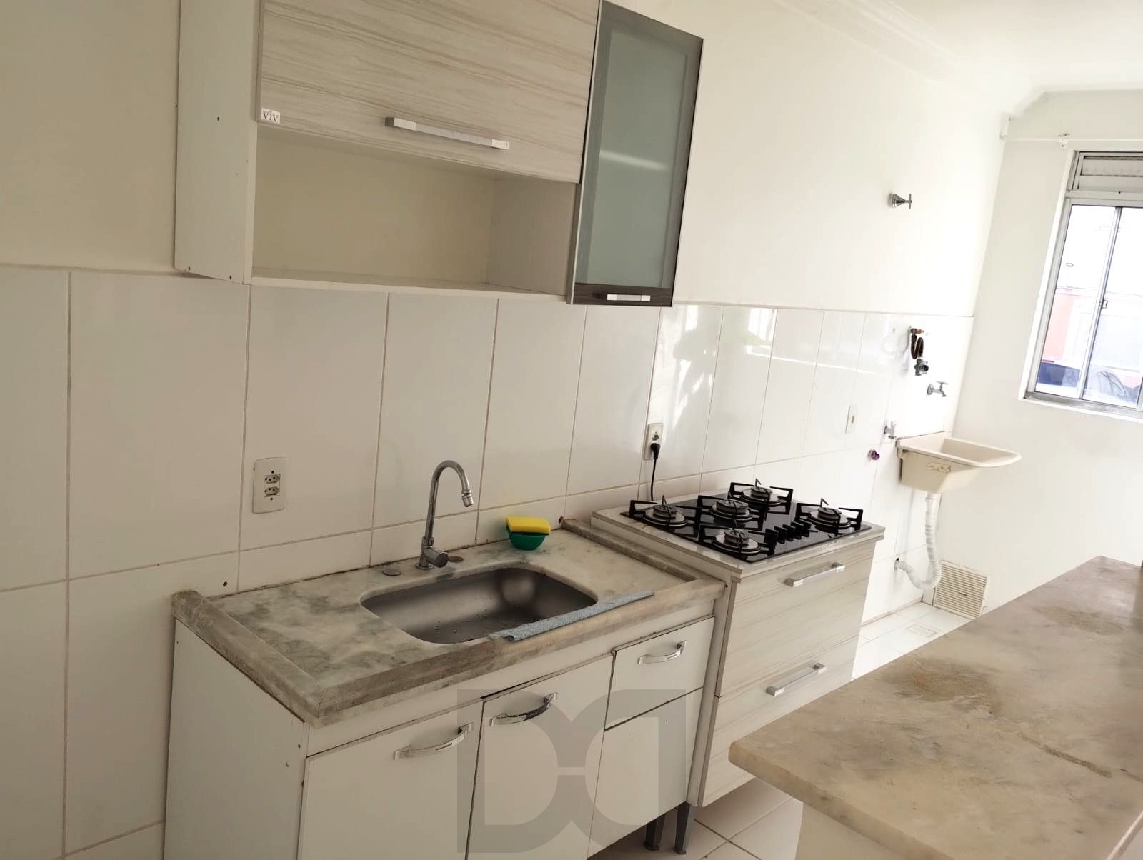 Apartamento no bairro Jardim Itu térreo de 2 dormitórios vaga e infra — foto 5
