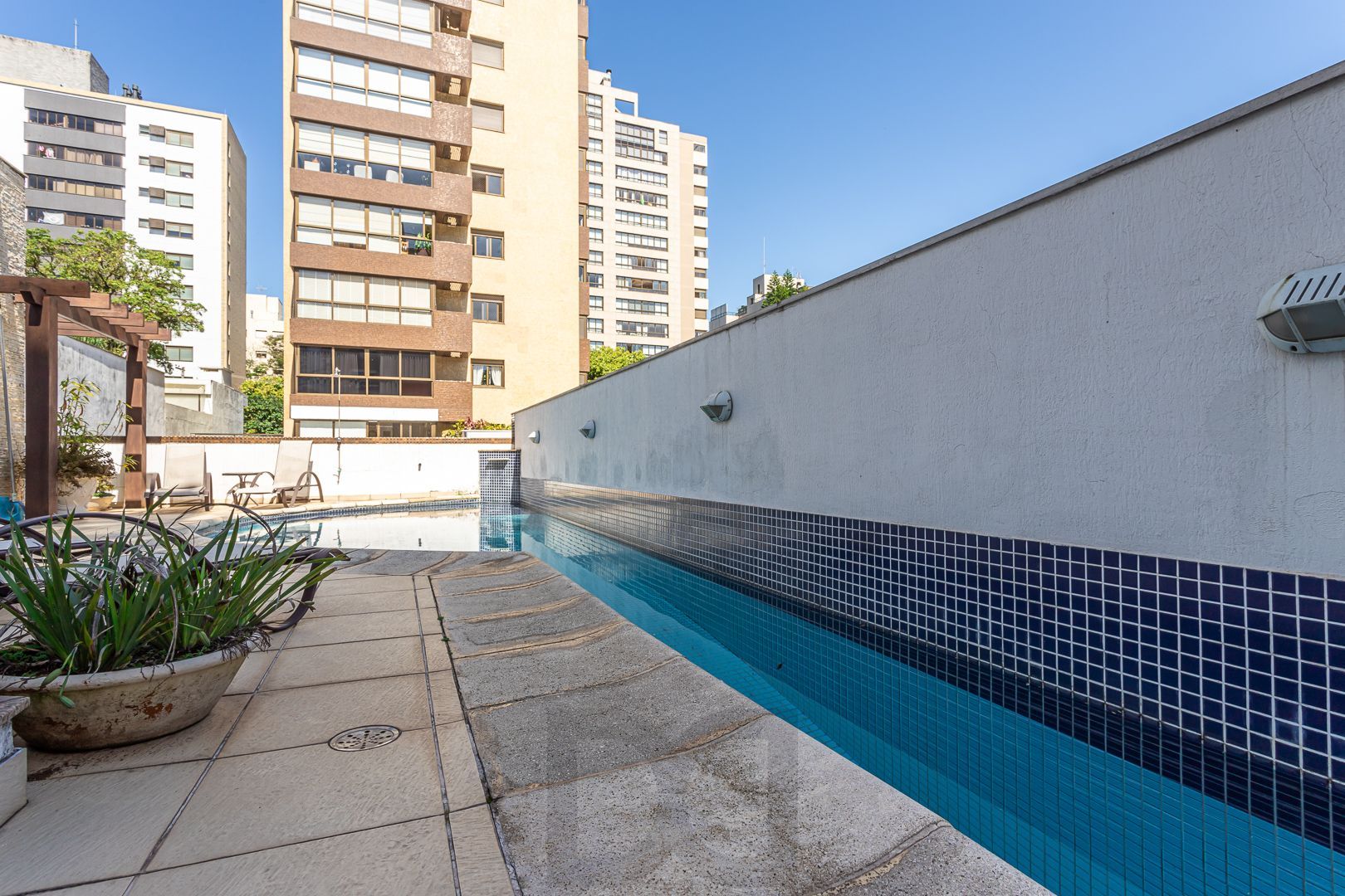 Apartamento no bairro Mont Serrat de 2 suítes e 2 vagas DESOCUPADO — foto 34