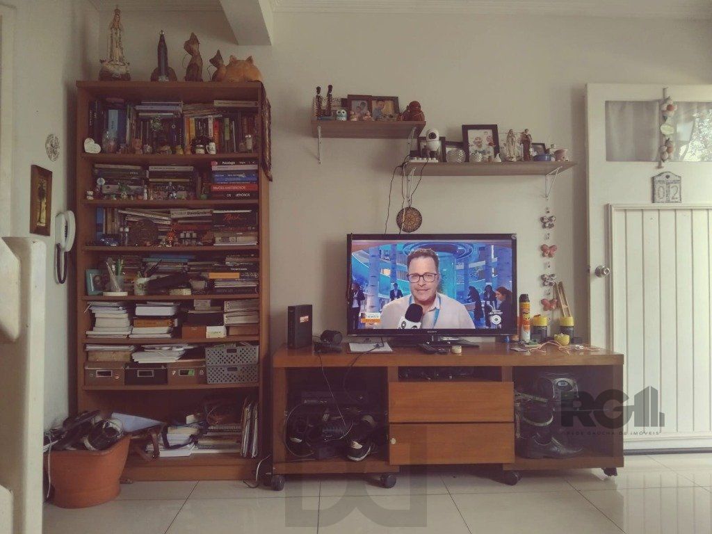 Casa em condomínio no Sarandi de 2d vaga e infra — foto 5