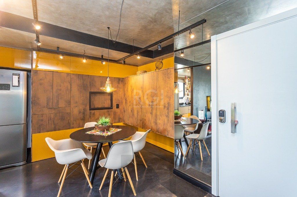 Apartamento para Venda - 70.07m², 2 dormitórios, sendo 1 suites, 2 vagas - Jardim Botânico — foto 3