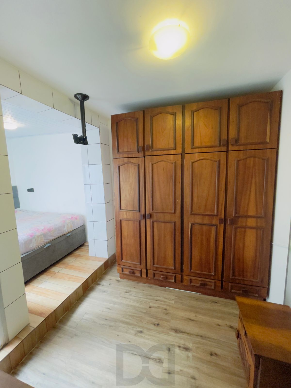 APARTAMENTO REFORMADO E DESOCUPADO, ENTRAR E MORAR NA CIDADE BAIXA!!! — foto 5
