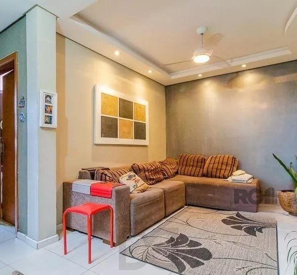 Casa sobrado no Partenon de 4 dormitórios e 2 vagas — foto 3