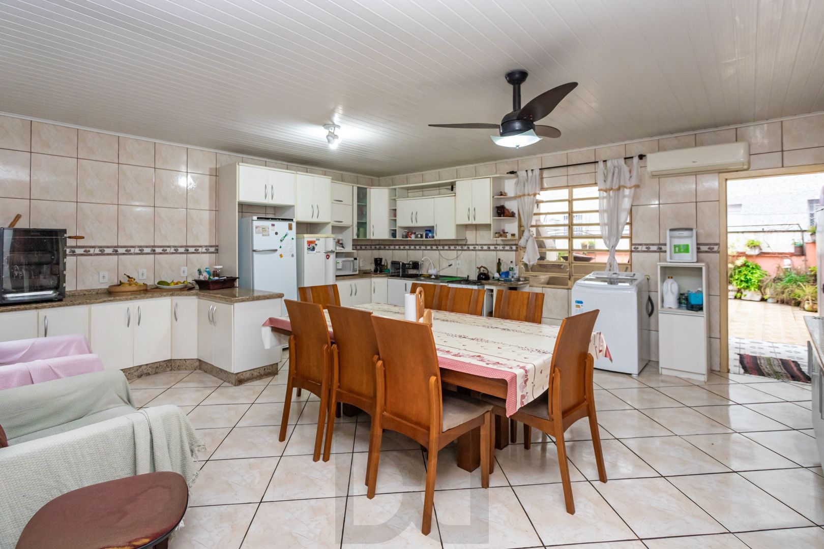 Prédio no bairro Independência com 600m² — foto 28