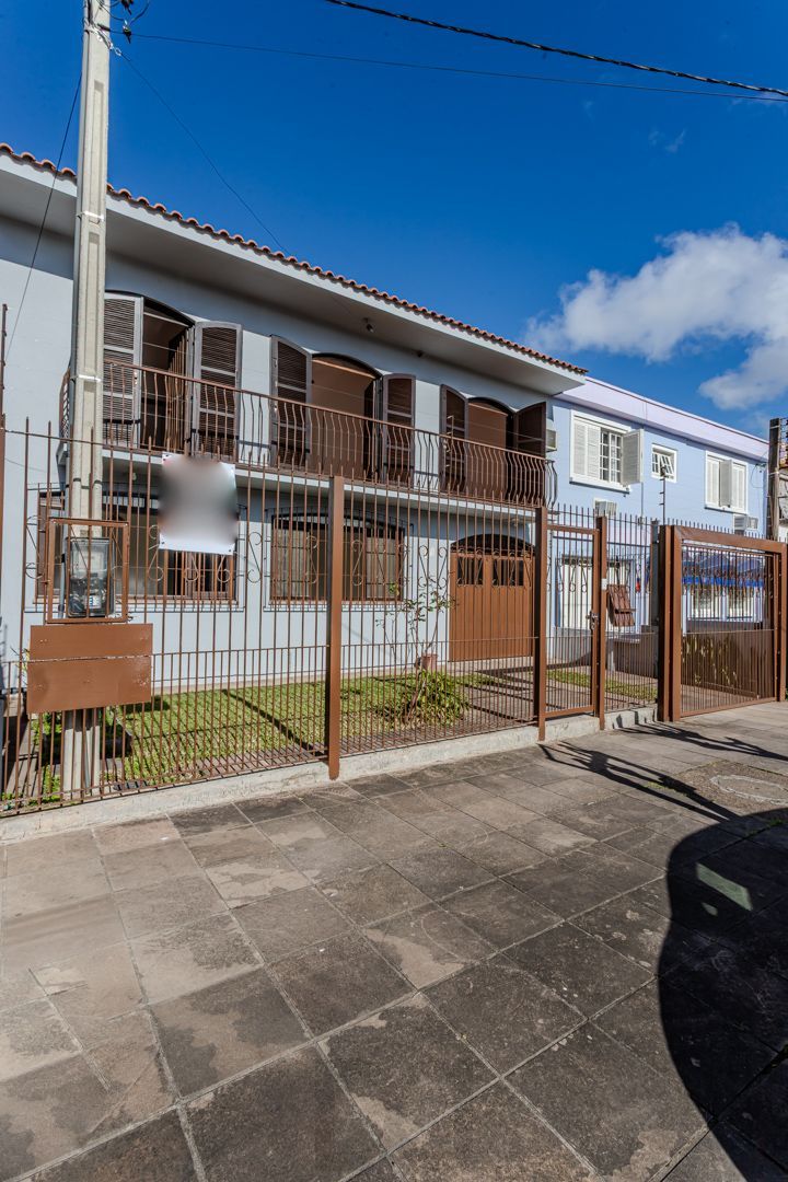 Casa no Partenon com 4 dormitórios e 4 vagas DESOCUPADA — foto 60