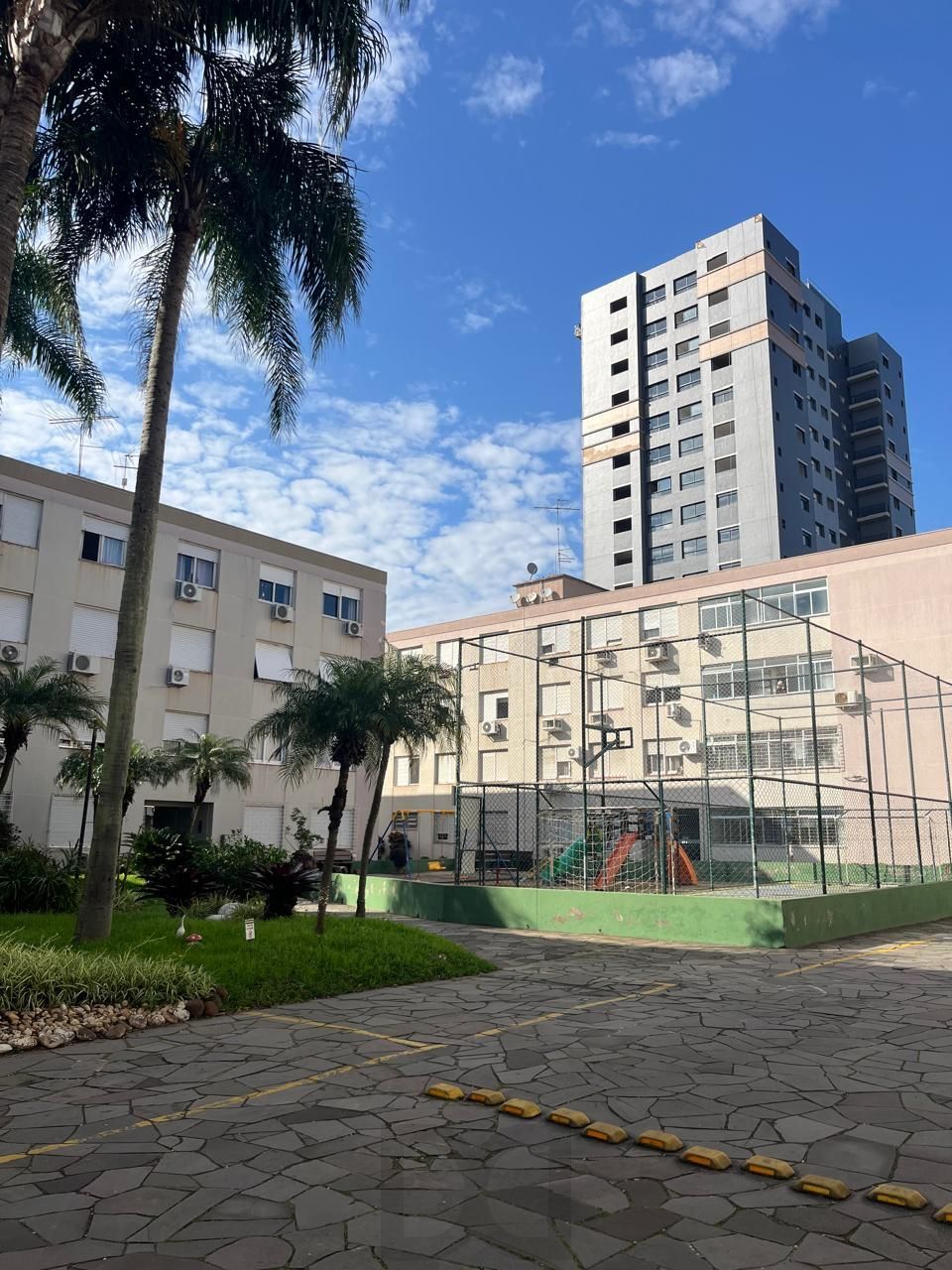 Apartamento no bairro Vila Ipiranga de 2 dormitórios e vaga DESOCUPADO — foto 37