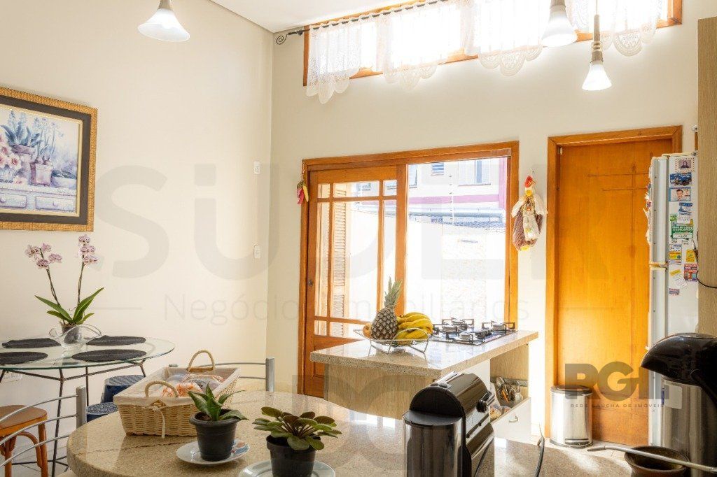 Casa para Venda 3 dormitórios no Partenon — foto 4