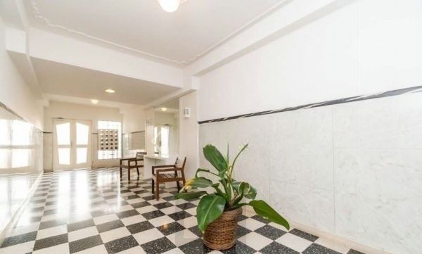 Apartamento de 2 dormitórios no bairro Independência — foto 11