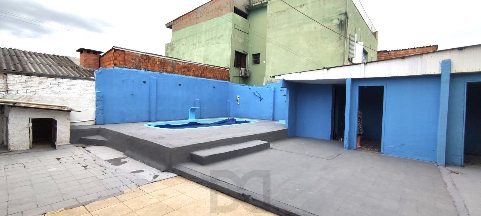 Casa no Sarandi de 2 dormitórios e pátio com piscina — foto 4