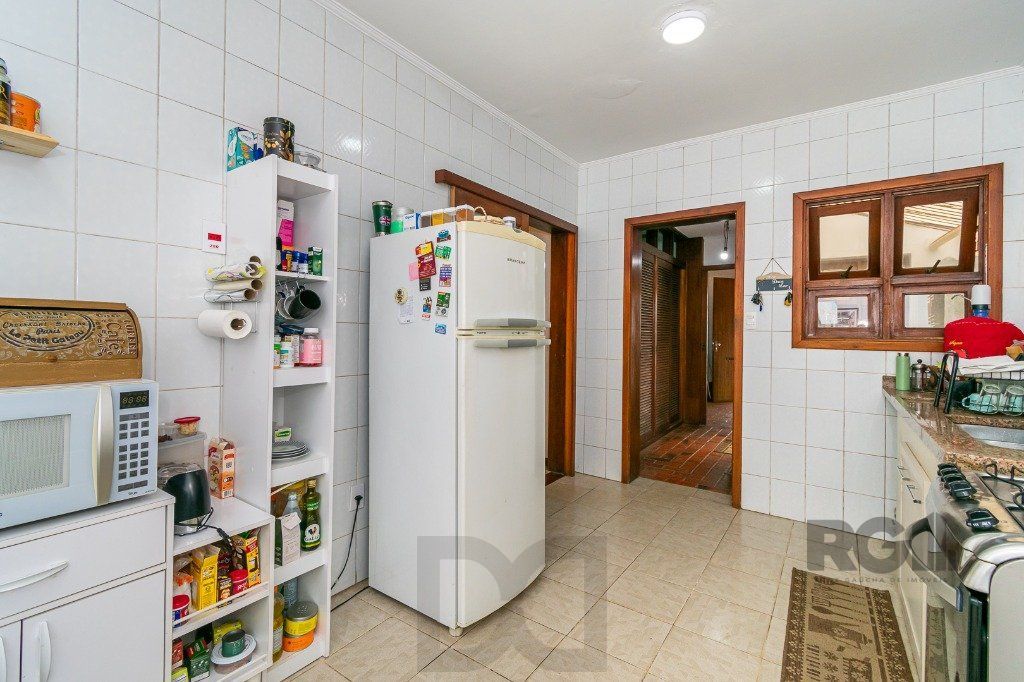 Casa no Jardim Itu com 6 dormitórios e 2 vagas e piscina — foto 29