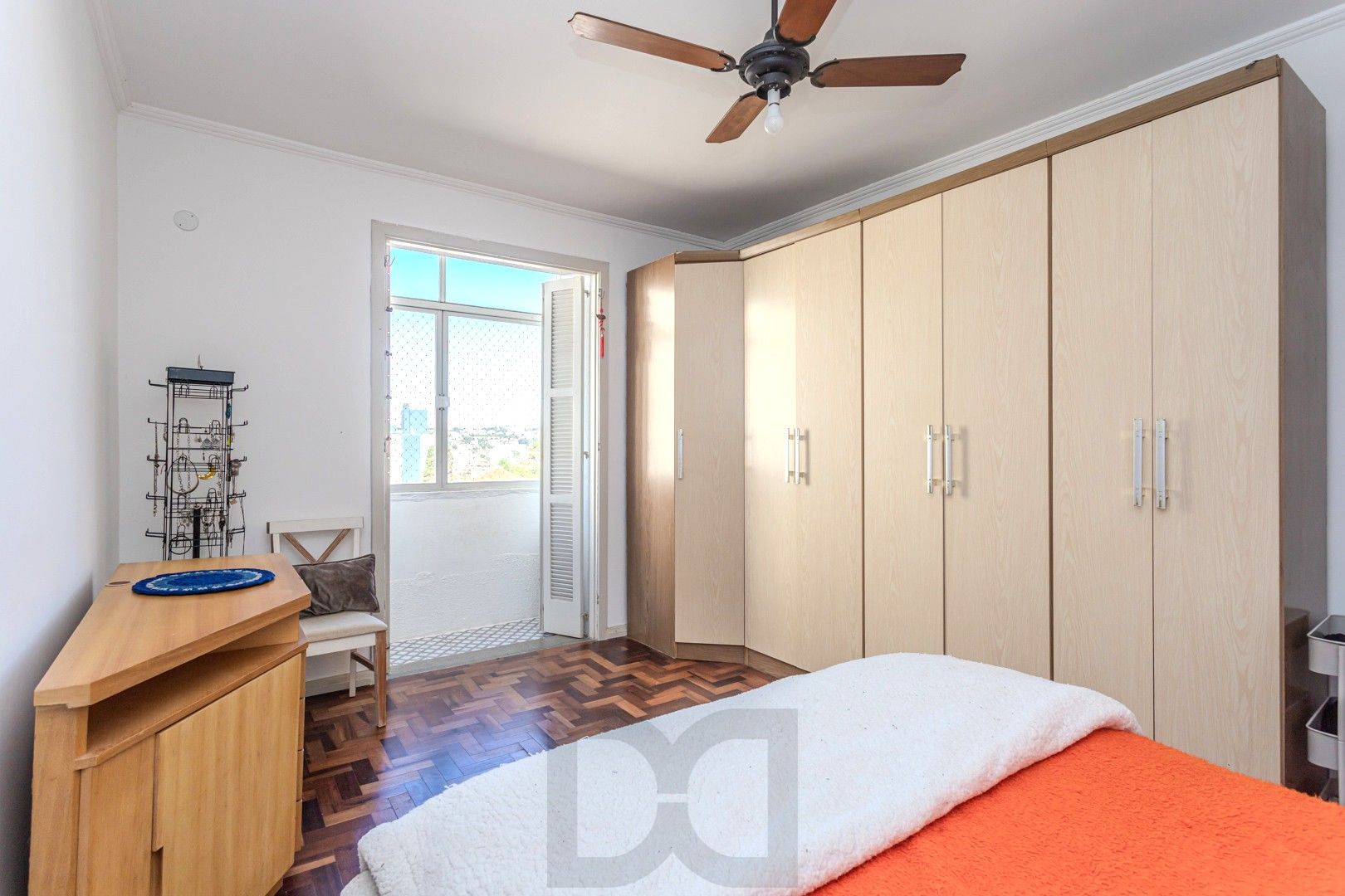 Apartamento no bairro Petrópolis de 3 dormitórios REFORMADO — foto 8
