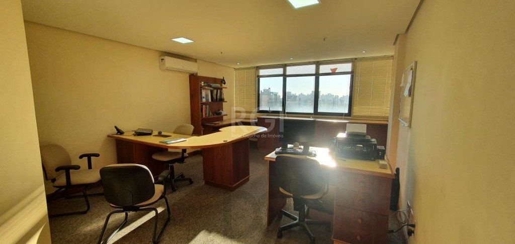 Conjunto / Sala comercial no bairro Petrópolis — foto 2