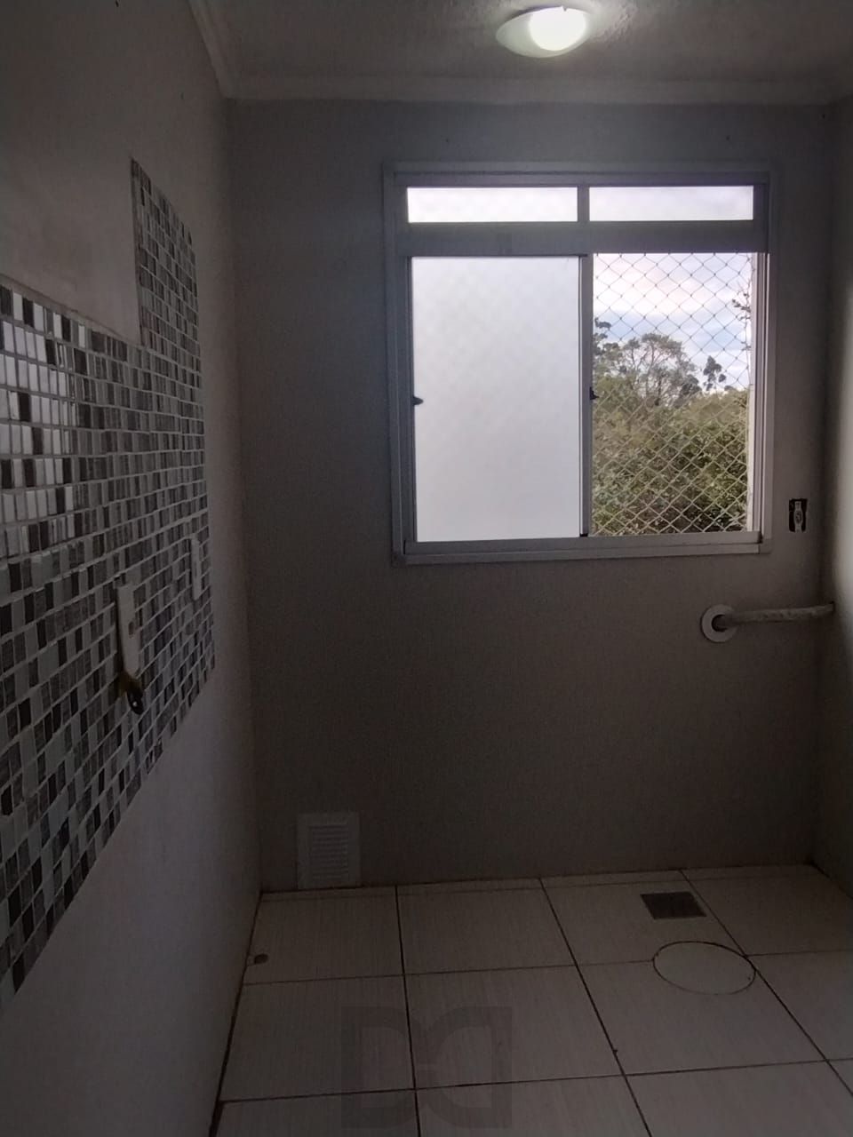 APTO DE 02 DORMITÓRIOS . 01 VAGA ESCRITURADA DESCOBERTA, DESOCUPADO , PODE RECEBER FINANCIAMENTO — foto 1