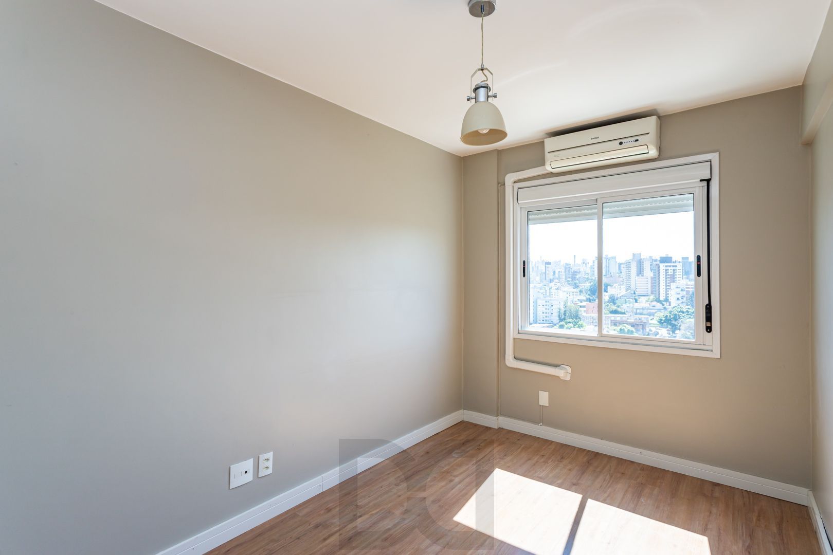 Apartamento para Venda no Partenon de 3 dormitórios 1 vaga — foto 12