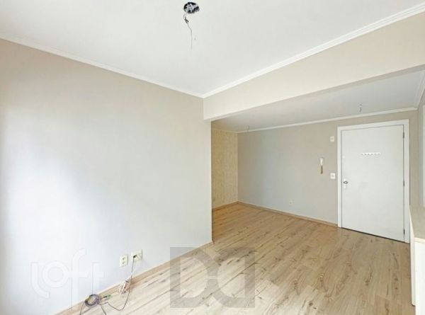 Apartamento no Menino Deus de 2 Dormitórios vaga e infra DESOCUPADO — foto 6
