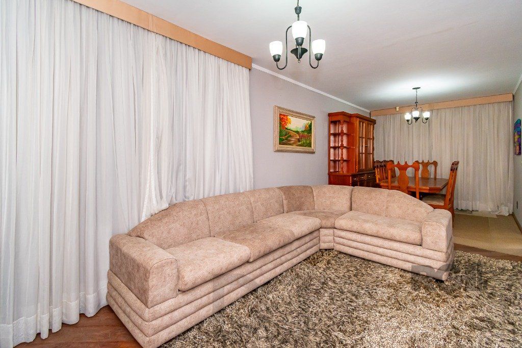 Casa sobrado na zona norte de 3 dormitórios 3 vagas e piscina — foto 7
